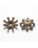 Žalvario spalvos kepurėlės, gėlytės formos, matmenys: 8x2.5mm, skylė: 1.5mm; 10vnt./pak.