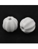 Rankų darbo keramikos karoliukai, apvalūs, baltos spalvos, matmenys: 13x12mm, skylė: 2mm